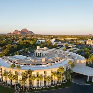 Embassy By Hilton Biltmore *** Phoenix